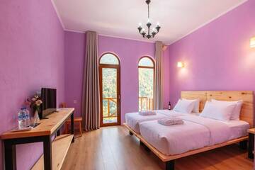Фото номера Улучшенный двухместный номер с 1 кроватью Отель Hotel Chateau Iveri г. Varjanisi 14